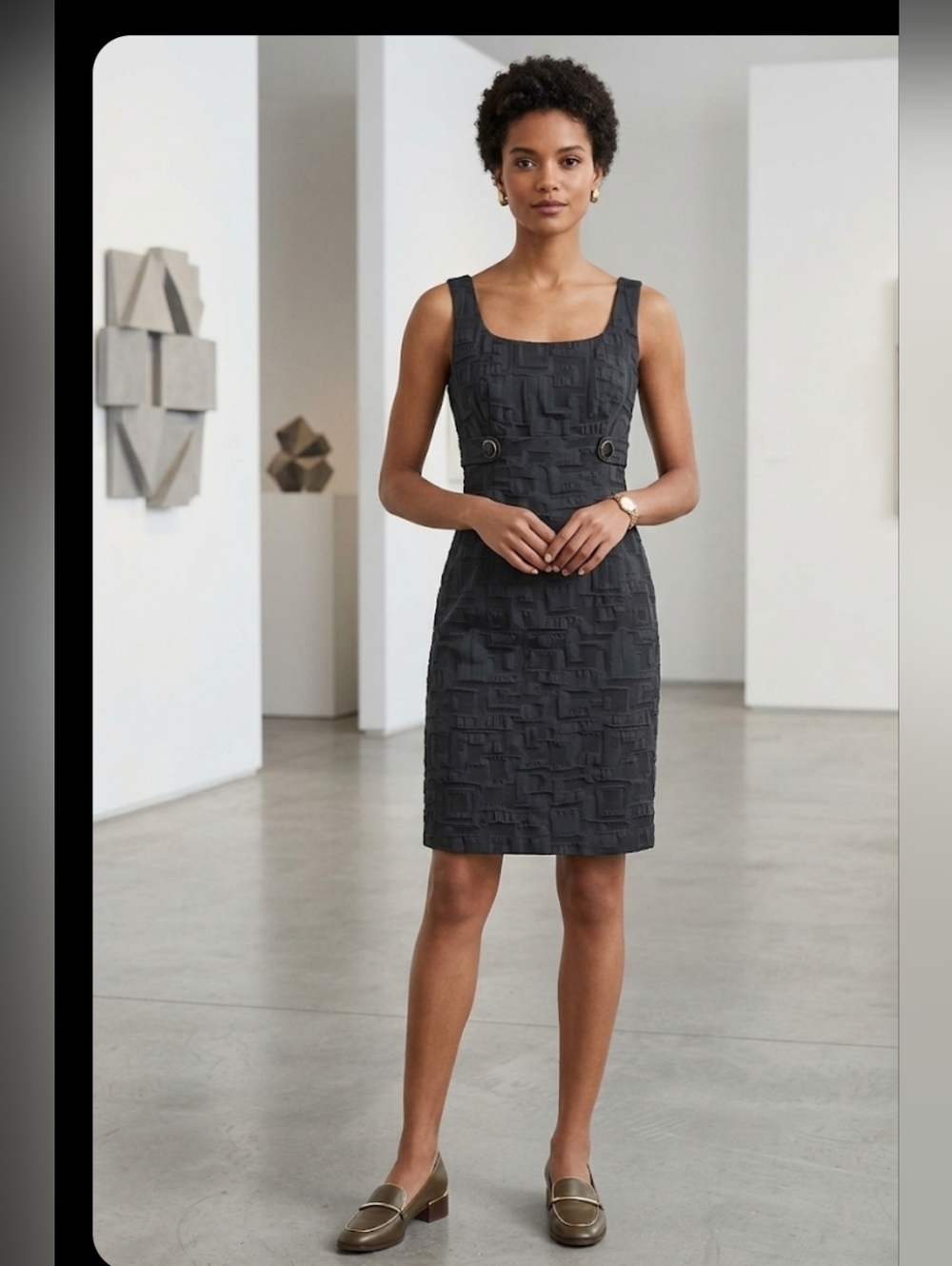 ​Textured Black Geometric Sleeveless Sheath Dress with Button Detail Size 4P